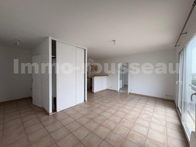 Appartement 2 Pièce(s) DAMMARTIN-EN-GOELE