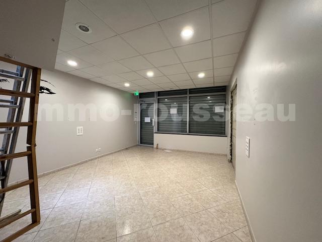 Boutique 5 Pièce(s) LONGPERRIER