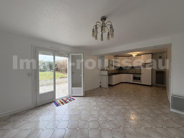Appartement 5 Pièce(s) VILLENEUVE-SOUS-DAMMARTIN