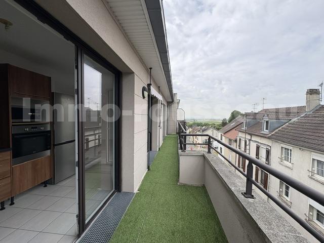 Appartement 2 Pièce(s) DAMMARTIN-EN-GOELE